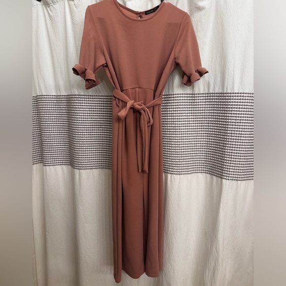 Boohoo Maternity jumpsuit - Picture 4 of 5